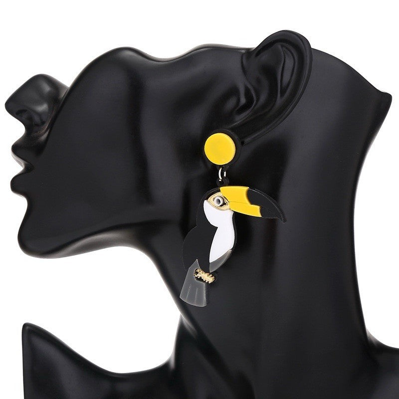 Bold Toucan Bird Dangle Earrings Acrylic Statement Jungle Style Fashion Jewelry