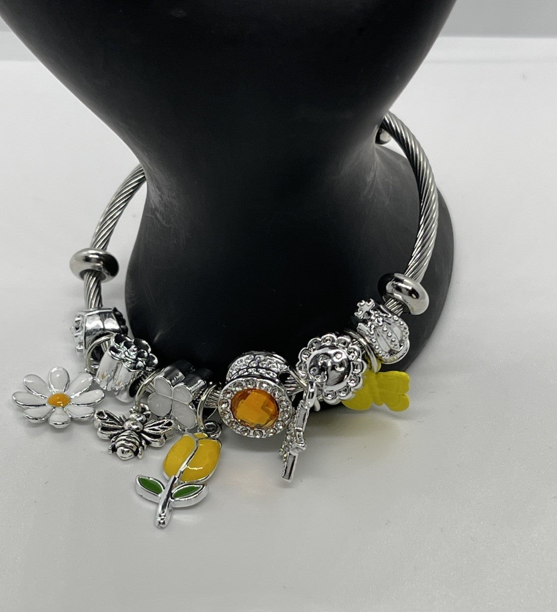 Flower Bee Butterfly Charm Bracelet Silver Alloy Bangle Yellow Boho Jewelry Gift